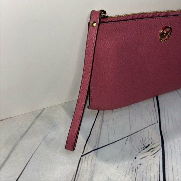 Michael Kors Fulton Zip Wallet Pink Large Leather - Picture 3 of 9